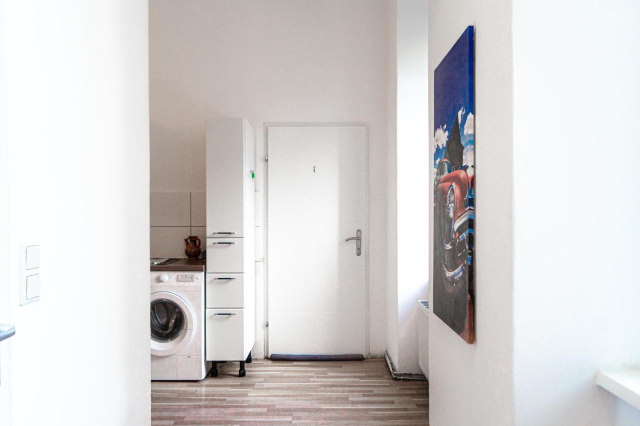 Pleasant 3Br Shared Apartment- Ideal For Longstays เวียนนา ภายนอก รูปภาพ